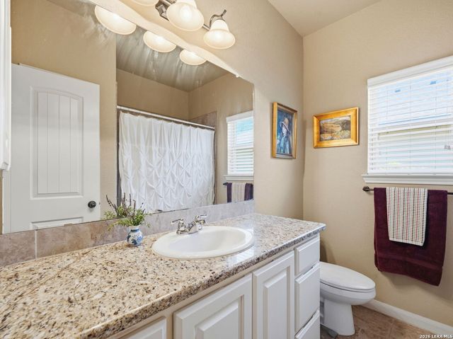 225 Greenway Dr, Seguin, TX 78155