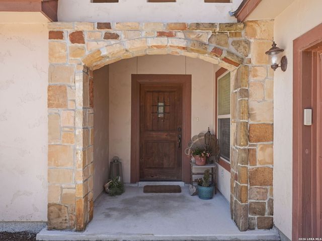 225 Greenway Dr, Seguin, TX 78155