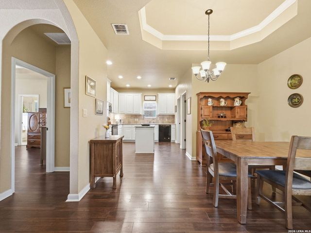 225 Greenway Dr, Seguin, TX 78155