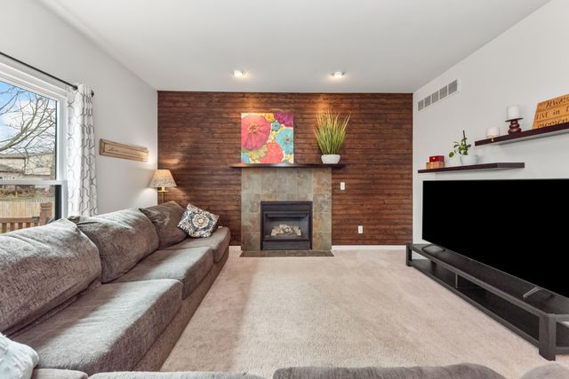 9033 Timbercrest Lane, Whitmore Lake, MI 48189