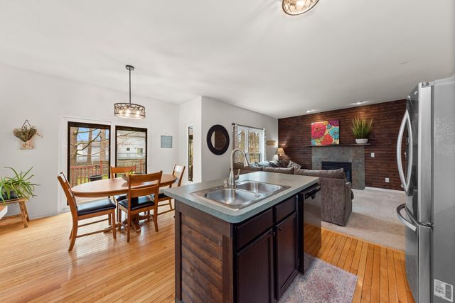 9033 Timbercrest Lane, Whitmore Lake, MI 48189