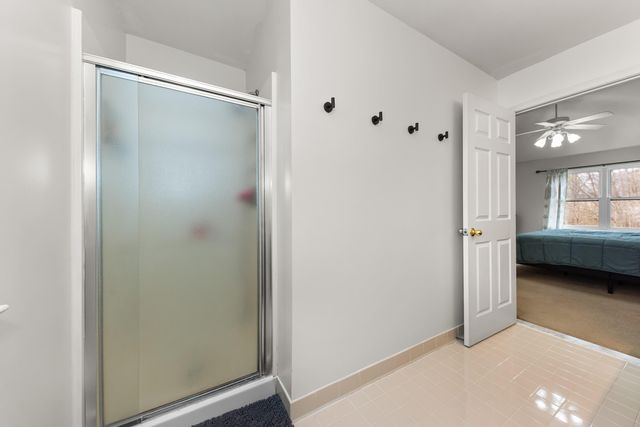 9033 Timbercrest Lane, Whitmore Lake, MI 48189