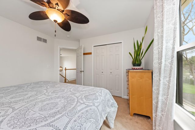 9033 Timbercrest Lane, Whitmore Lake, MI 48189