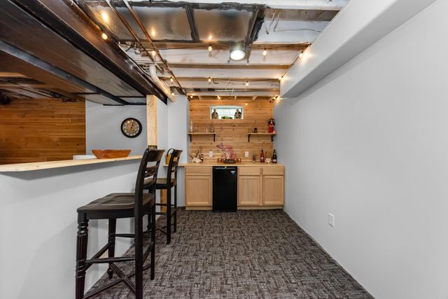 9033 Timbercrest Lane, Whitmore Lake, MI 48189