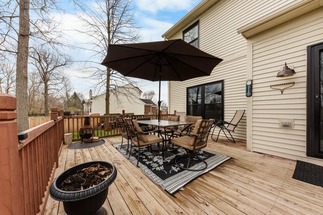 9033 Timbercrest Lane, Whitmore Lake, MI 48189