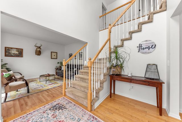 9033 Timbercrest Lane, Whitmore Lake, MI 48189