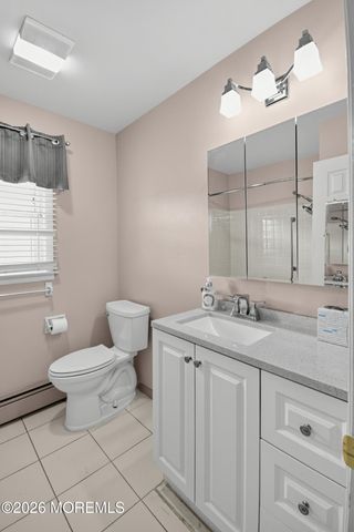 13 Venezia Street, Toms River, NJ 08757