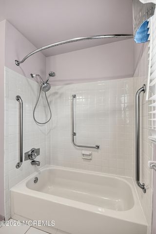 13 Venezia Street, Toms River, NJ 08757