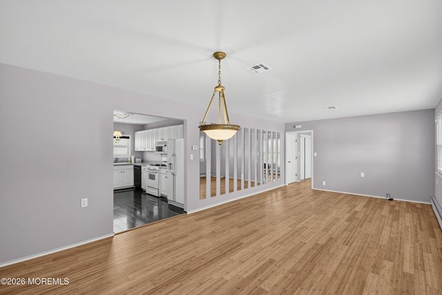 13 Venezia Street, Toms River, NJ 08757