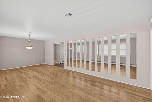 13 Venezia Street, Toms River, NJ 08757