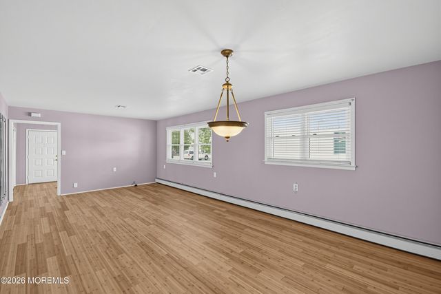 13 Venezia Street, Toms River, NJ 08757