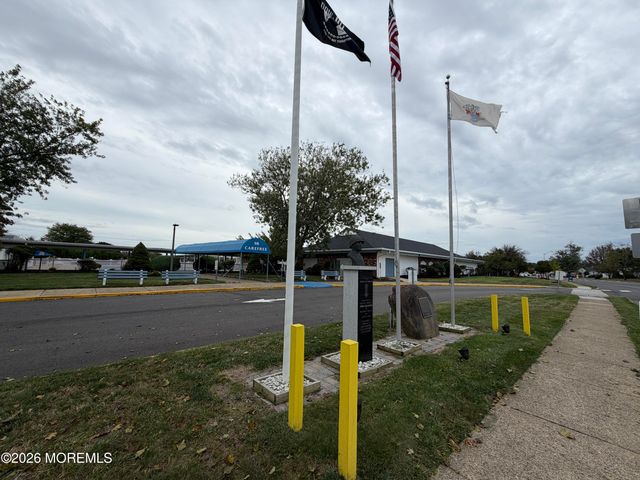 13 Venezia Street, Toms River, NJ 08757