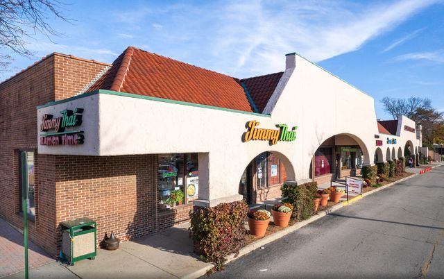 401-499 Lake Cook Road, Deerfield, IL 60015