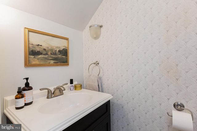 409 W LEMON ST, Lancaster, PA 17603