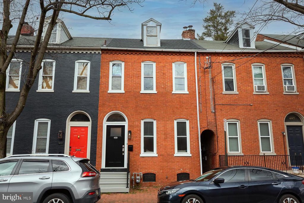 409 W LEMON ST, Lancaster, PA 17603