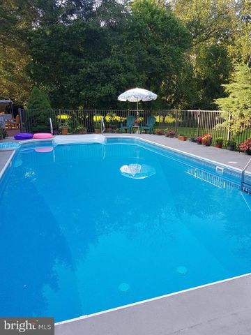 210 TIMBER JUMP LN, Media, PA 19063