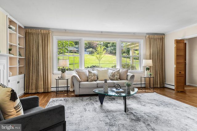 210 TIMBER JUMP LN, Media, PA 19063