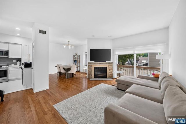 516 Windsor Drive, Palisades Park, NJ 07650