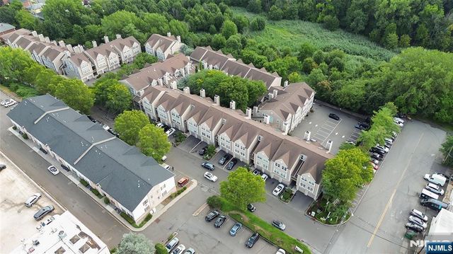 516 Windsor Drive, Palisades Park, NJ 07650
