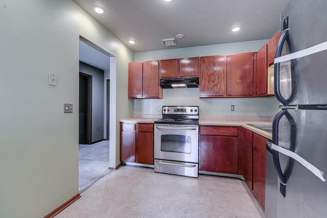 1601 Cohansey Street 204, Saint Paul, MN 55117
