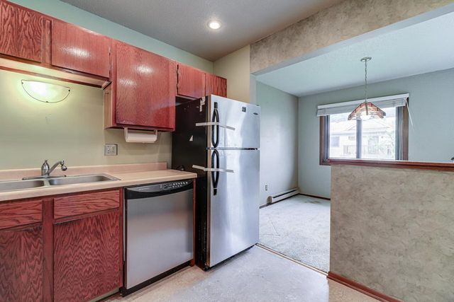 1601 Cohansey Street 204, Saint Paul, MN 55117