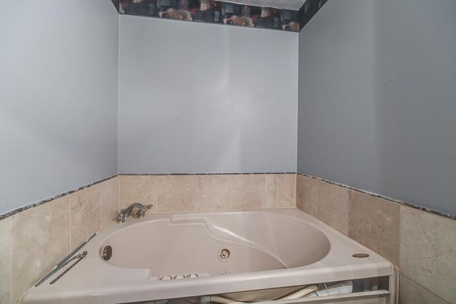 1601 Cohansey Street 204, Saint Paul, MN 55117