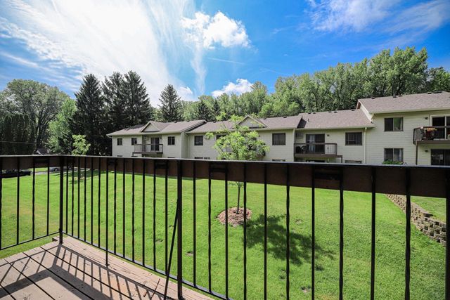 1601 Cohansey Street 204, Saint Paul, MN 55117