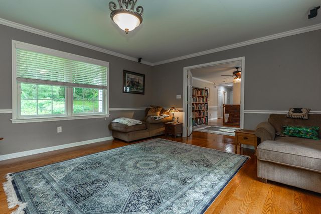 786 WICKERTON RD, West Grove, PA 19390