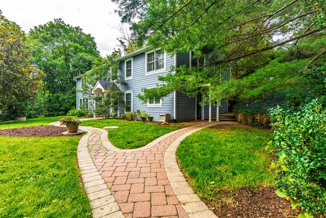 786 WICKERTON RD, West Grove, PA 19390