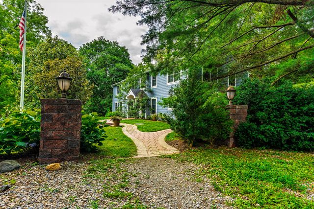 786 WICKERTON RD, West Grove, PA 19390