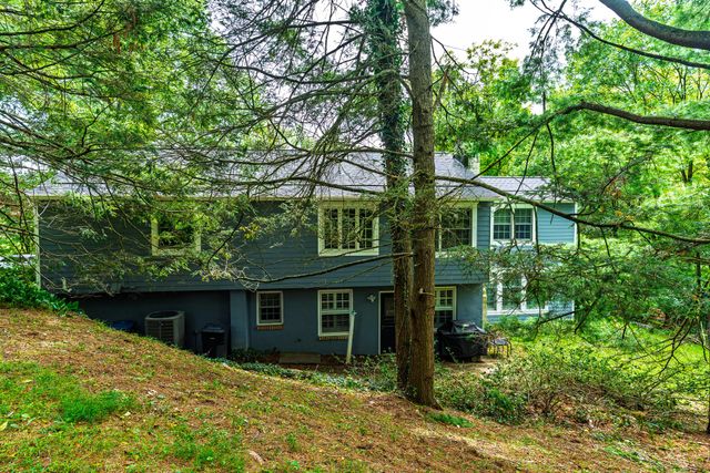 786 WICKERTON RD, West Grove, PA 19390