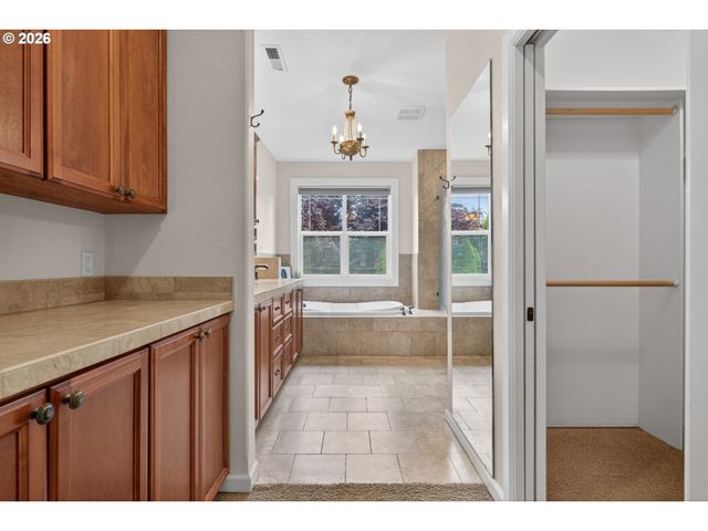 1414 Nw 113TH St, Vancouver, WA 98685