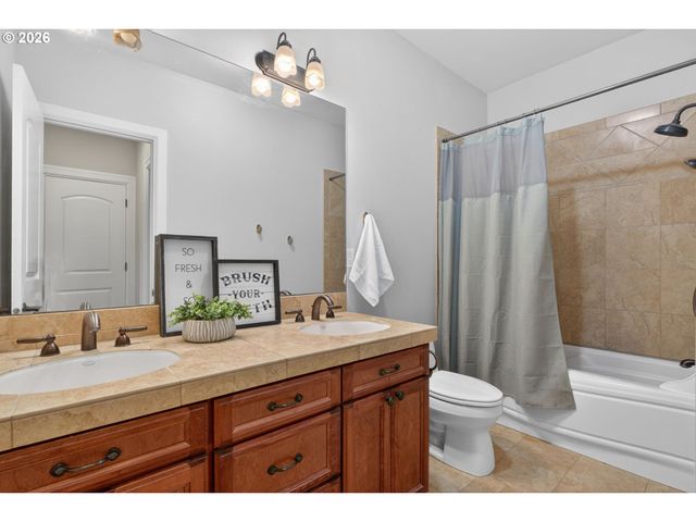 1414 Nw 113TH St, Vancouver, WA 98685
