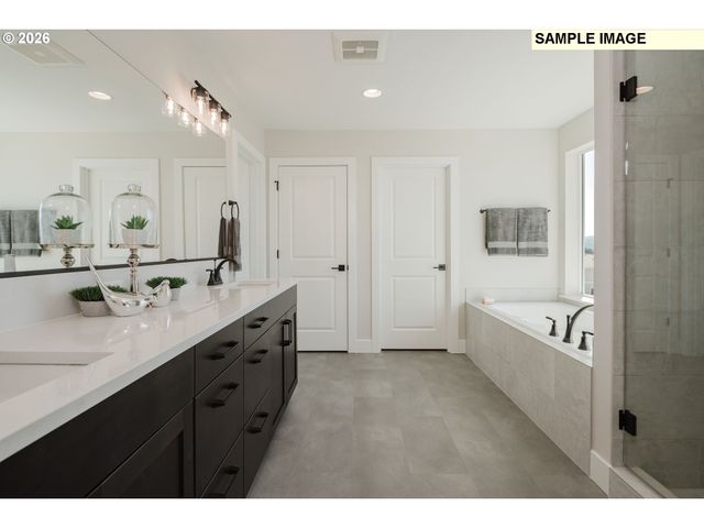 12380 Sw SILVERTIP St, Beaverton, OR 97007