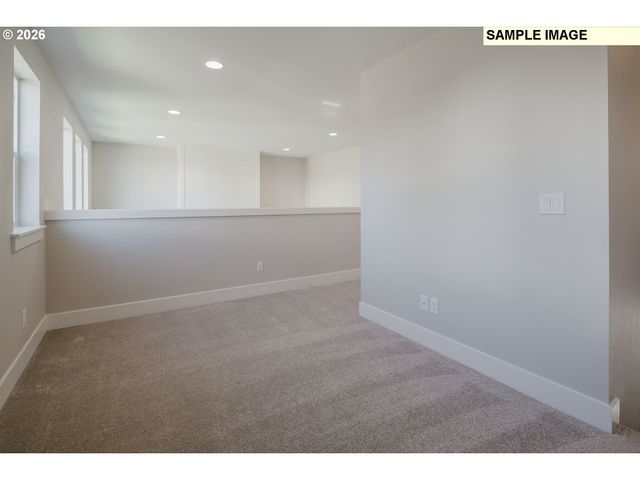 12380 Sw SILVERTIP St, Beaverton, OR 97007