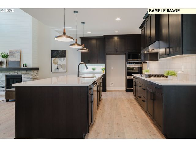12380 Sw SILVERTIP St, Beaverton, OR 97007