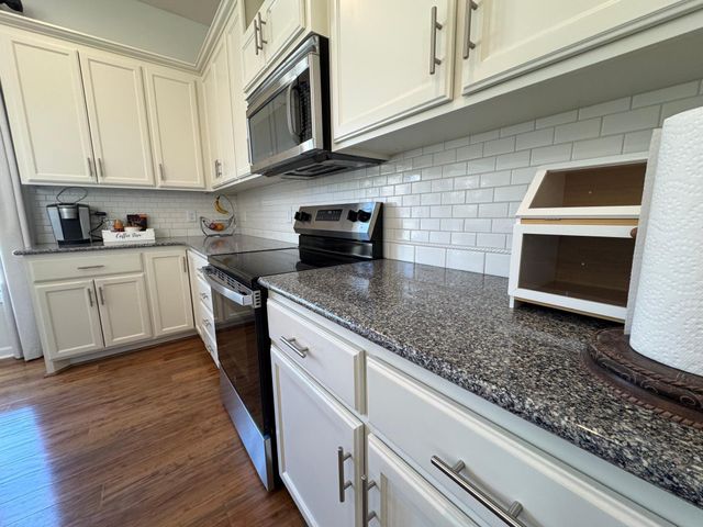 13062 Yellow Pine Circle NW, Coon Rapids, MN 55448