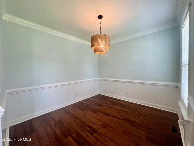 2203 Franklin Drive, Winterville, NC 28590