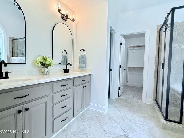 2203 Franklin Drive, Winterville, NC 28590