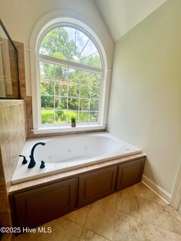 2203 Franklin Drive, Winterville, NC 28590