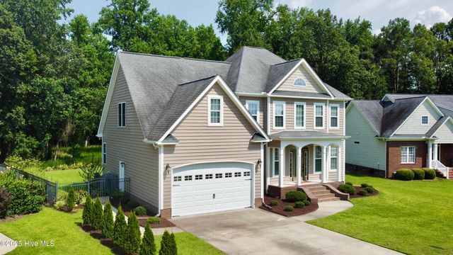 2203 Franklin Drive, Winterville, NC 28590