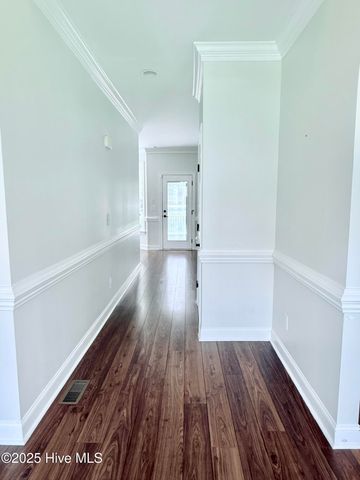 2203 Franklin Drive, Winterville, NC 28590