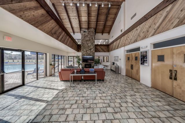 7301 NW 1st Street 402, Margate, FL 33063