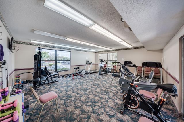 7301 NW 1st Street 402, Margate, FL 33063