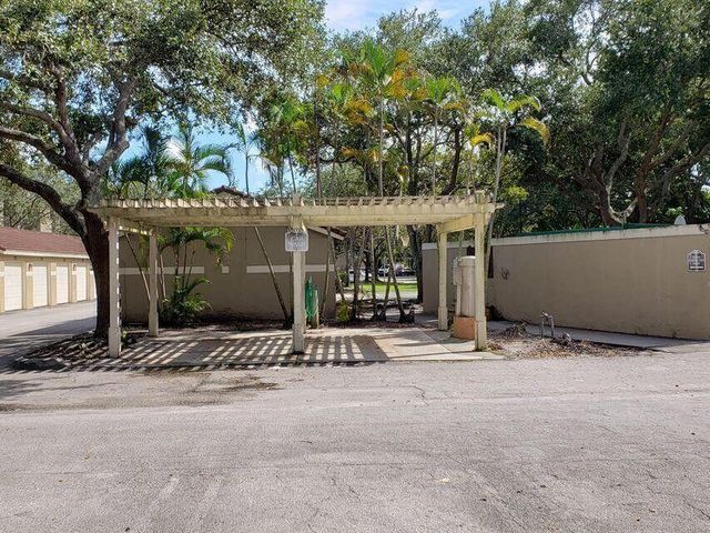 1760 Palm Cove Boulevard 106, Delray Beach, FL 33445