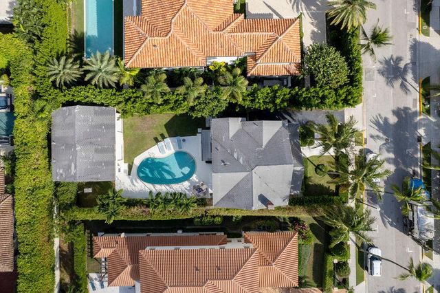 141 Australian Avenue, Palm Beach, FL 33480