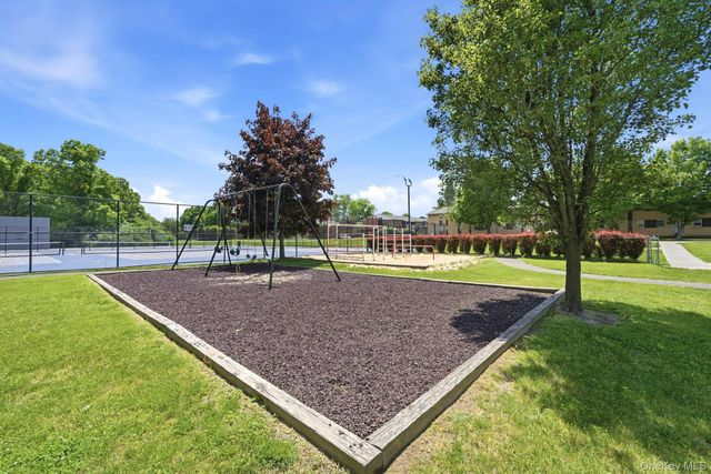 10 Artist Lake Drive, Middle Island, NY 11953