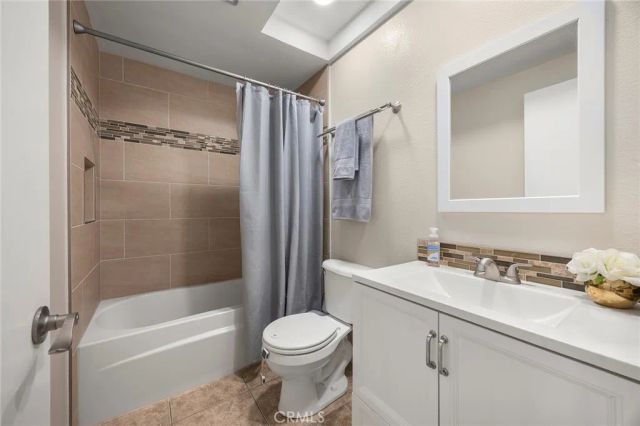 312 Molokai, Placentia, CA 92870