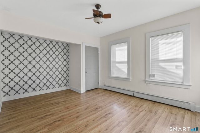 27 Botsford Street, Meriden, CT 06451
