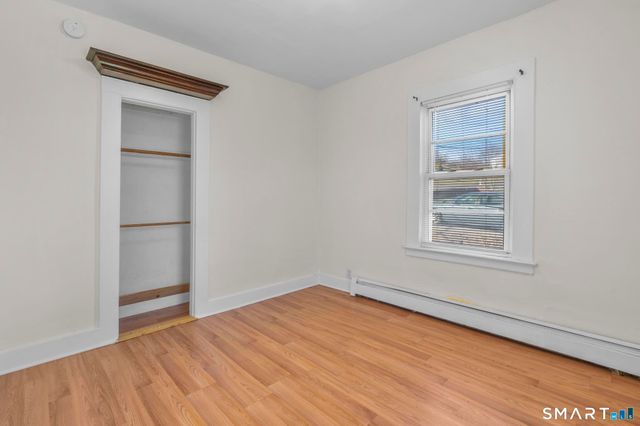 27 Botsford Street, Meriden, CT 06451